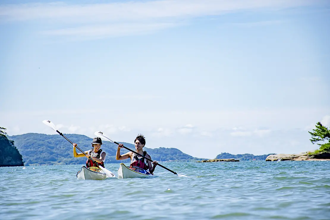 波風穏やかな「油谷湾」でシーカヤック
