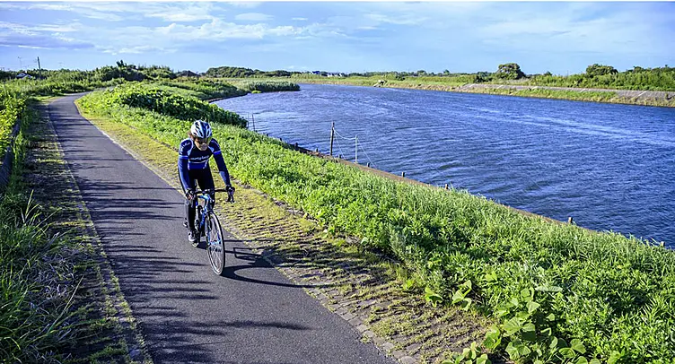 栗山川沿いをサイクリング