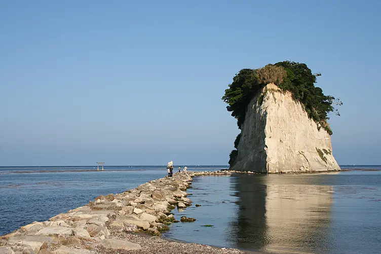 能登のシンボル見附島