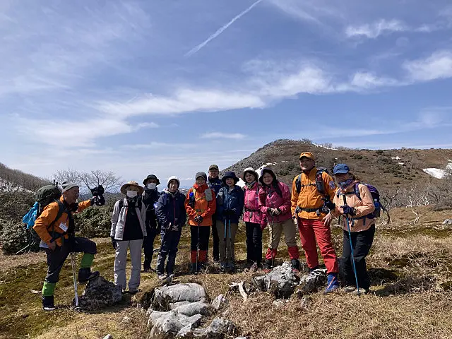 春の藤原岳の登山エコツアー