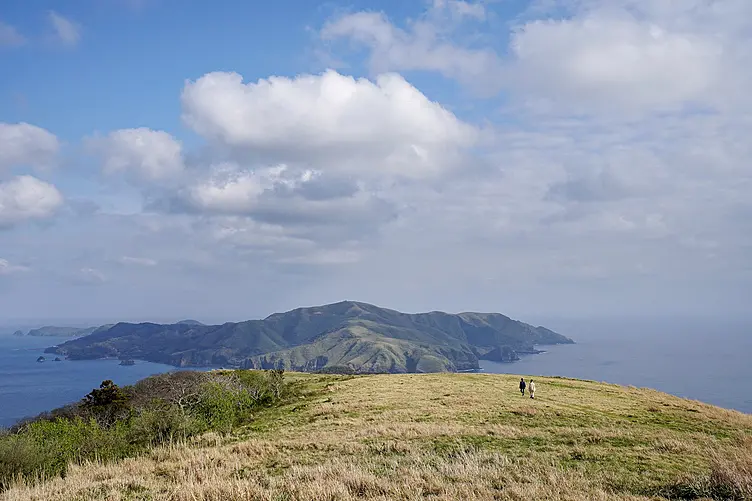 鬼舞展望所より知夫里島を望む