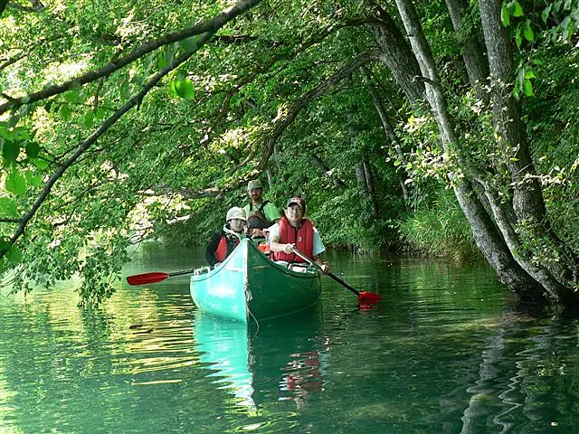ボヤージャーカヌーピクニックツアー
