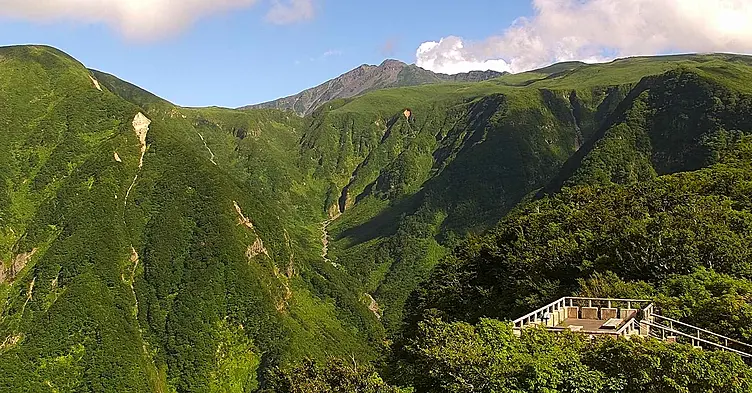鉾立展望台と奈曽渓谷
