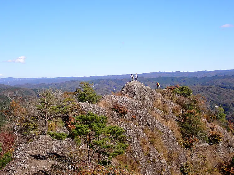 切り立った断崖