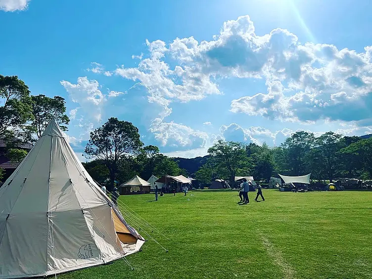 キャンプ（昼）