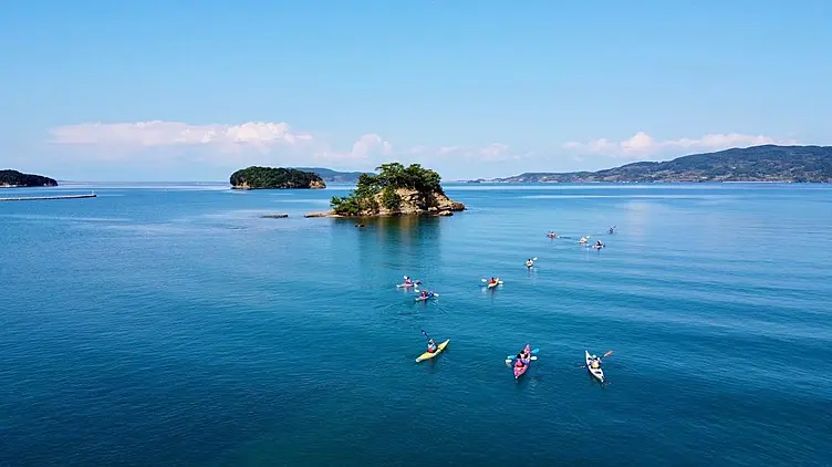 油谷湾シーカヤックで最高の海上散歩を