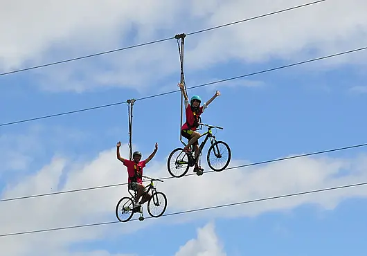 アクティビティを楽しむ人