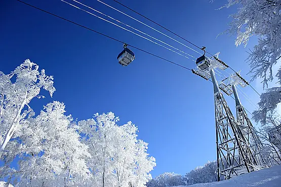 スキー場のゴンドラ