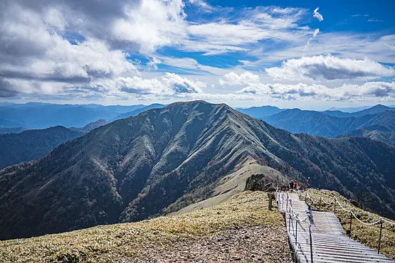 剣山