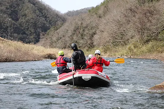 西城川ラフティング