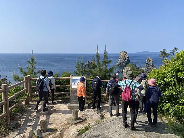 地元ガイドがご案内